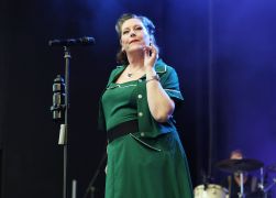 Anna R In Jena 01